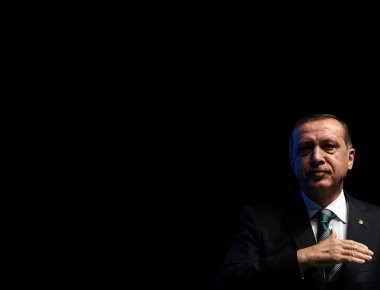 Οι ΗΠΑ θέλουν το κεφάλι του Ερντογάν: «Στημένο το δημοψήφισμα - Δεν είναι ασφαλής χώρα η Τουρκία»